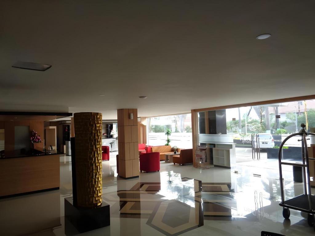 Grand Dian Hotel Slawi Tegal  Exterior foto